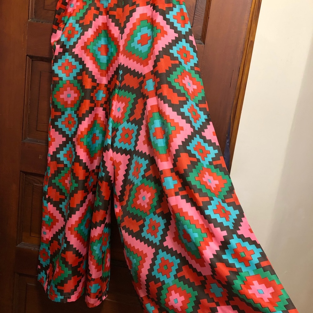 Gorgeous palazzo wide legged pants - Picture 3 of 6